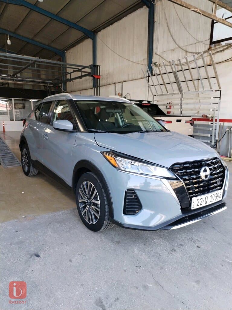 Nissan Kicks SV 15