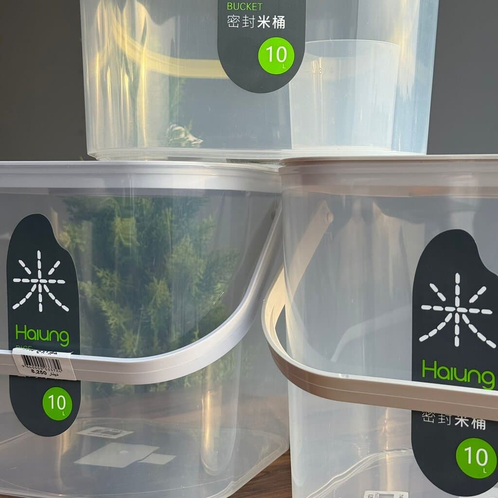 Multi-Purpose Storage Container with Measuring Cup 5