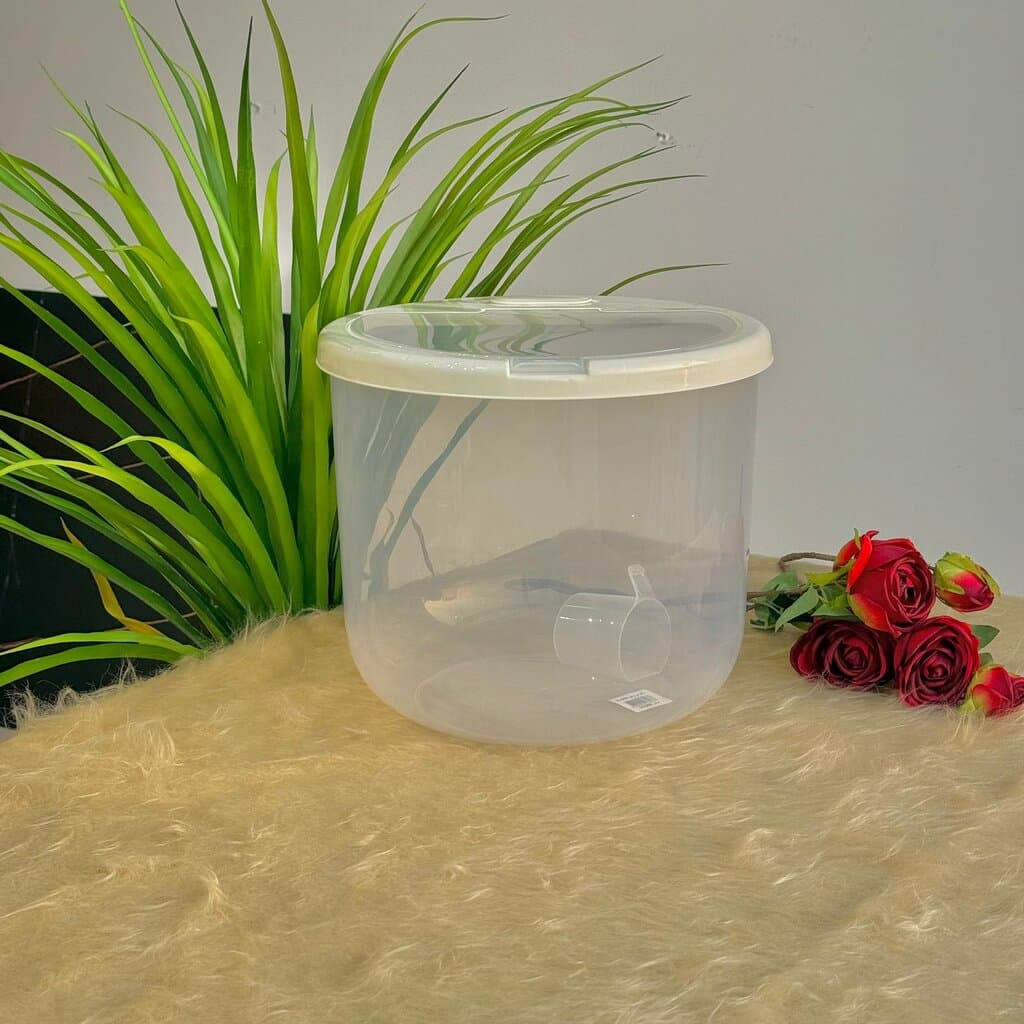 Round Plastic Food Container with Vent Lid 11