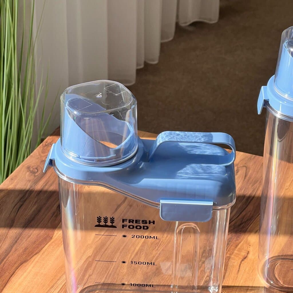 2 Sized Food Box Storage 4