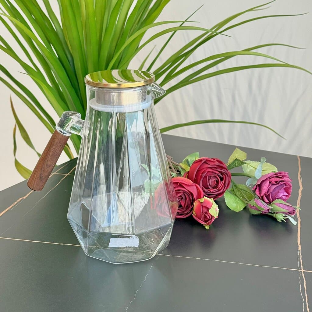 Elegant Diamond-Pattern Glass Pitcher with Wooden Handle 5