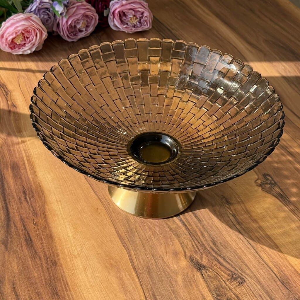 Royal Crest Pedestal Serving Plates 6
