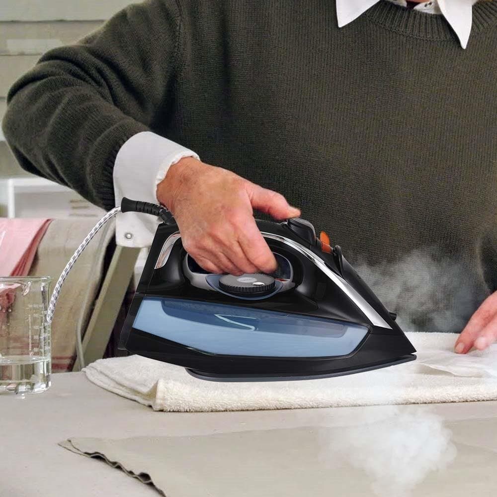 Ceramic Soleplate Steam Iron 6