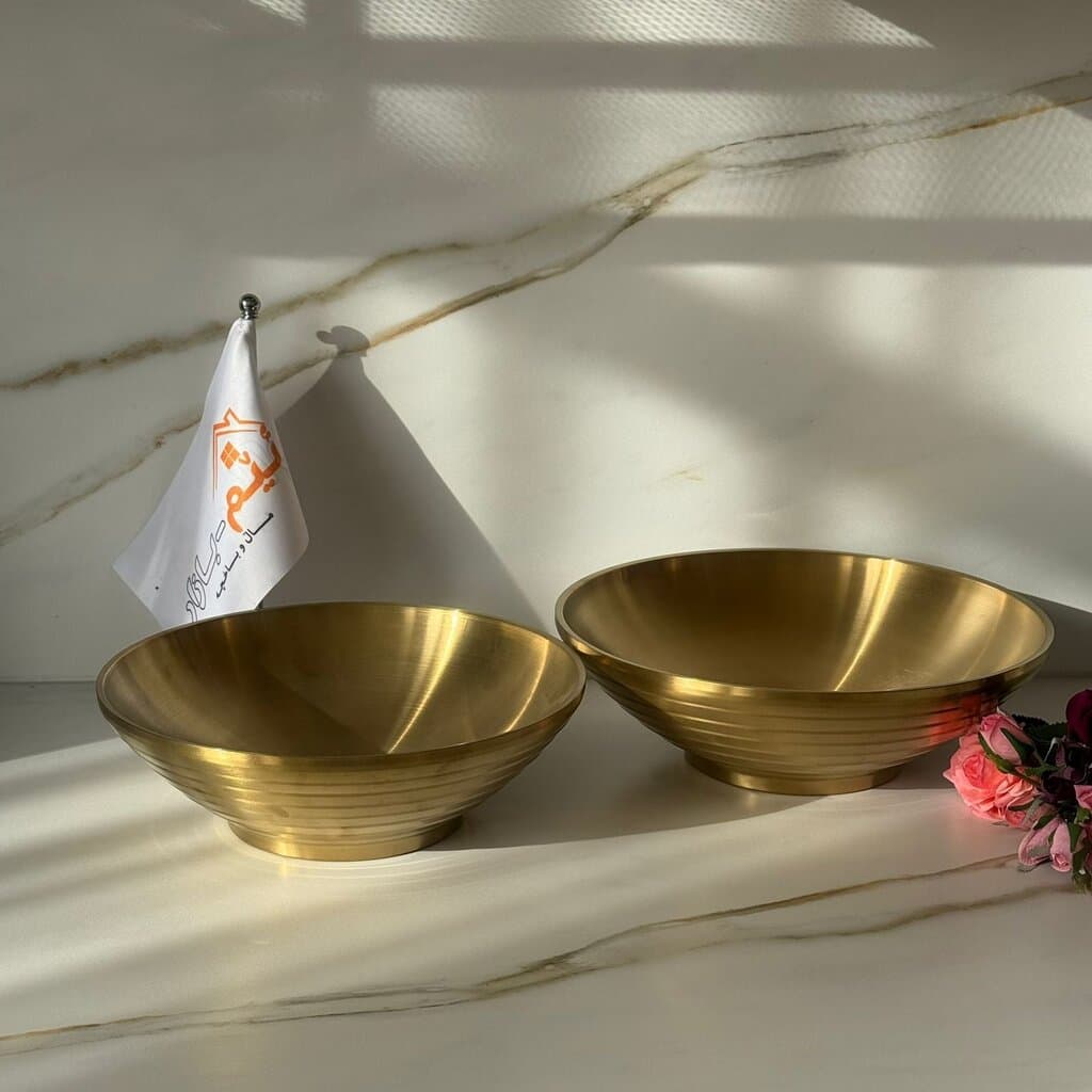 2 Sized - Elegant Stainless Steel Serving Bowl 1