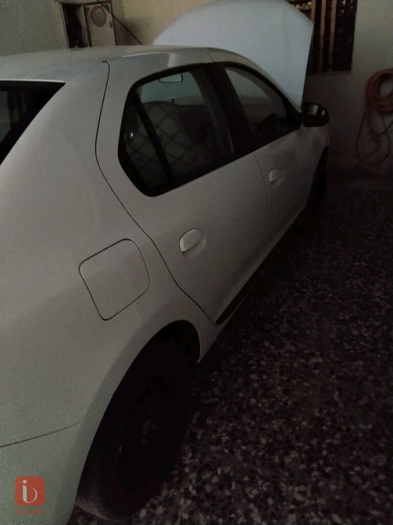 Renault Symbol SE 8