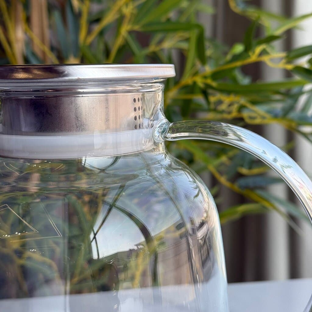 Elegant Ribbed Glass Water Pitcher with Lid 6