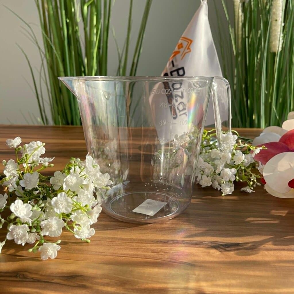 2 Sized Clear Acrylic Measuring Jug 2