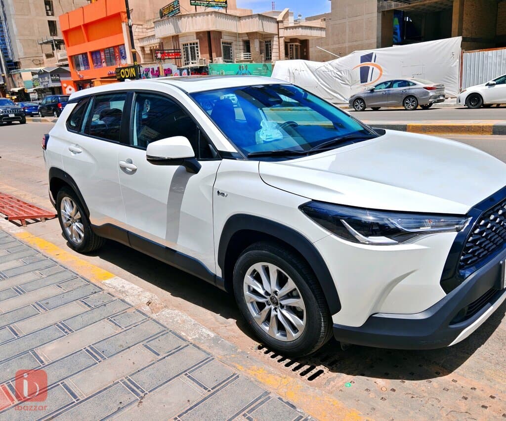 Toyota Corolla Cross 4