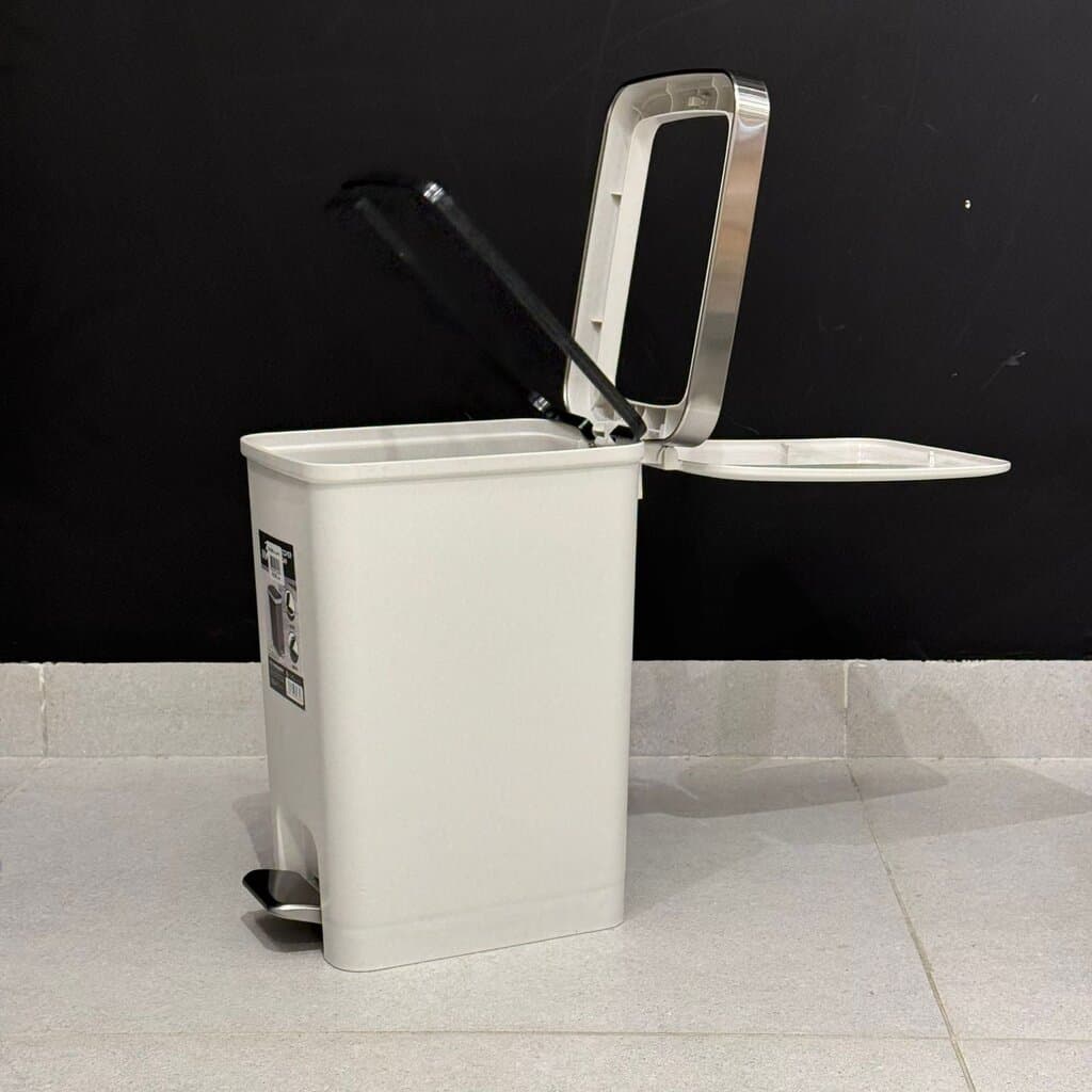 Luxury Pedal & Press Waste Bin 13