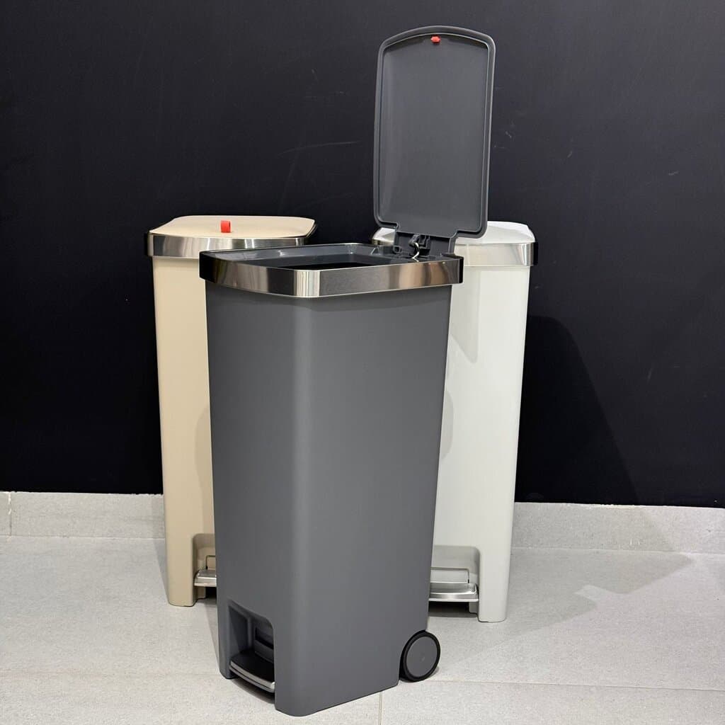 Slim Pedal Waste Bin With Wheels 26