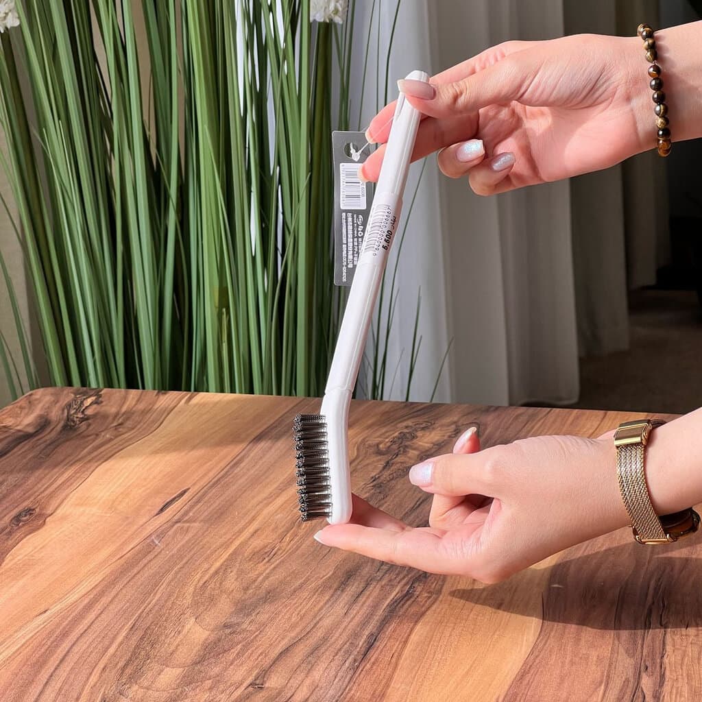 Household Wire Cleaning Brush 2