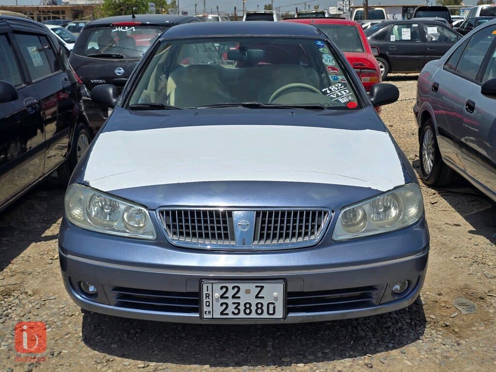 Nissan Sunny 1