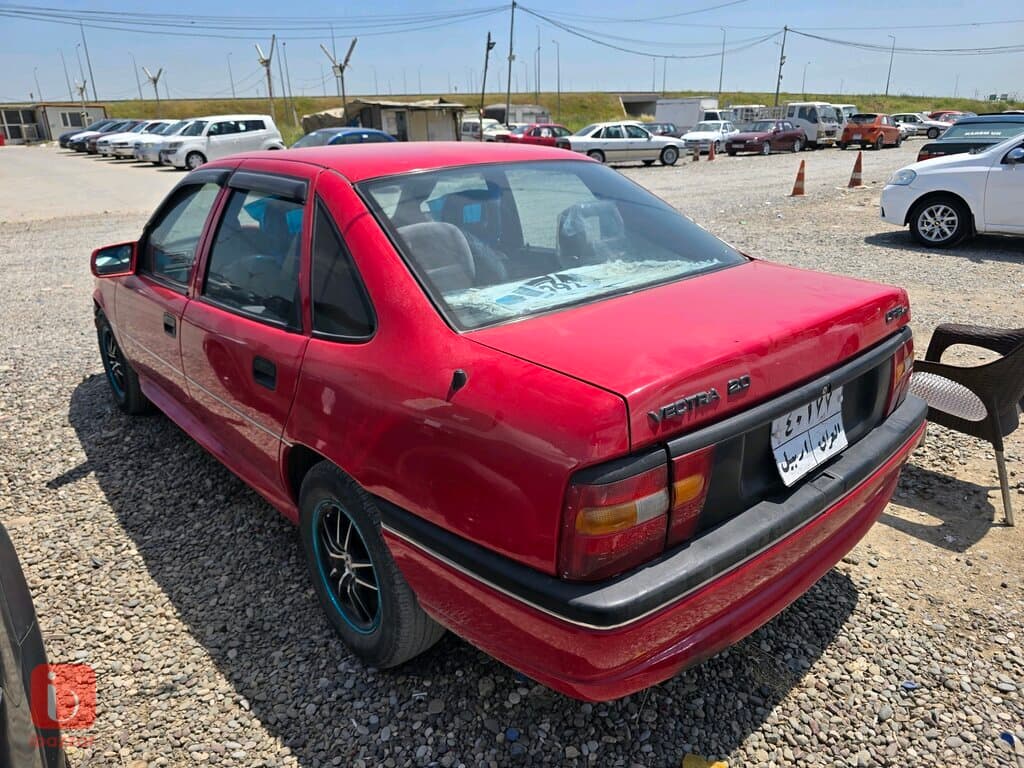 Opel Vectra — photo 4