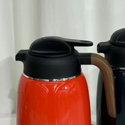 ترمس أنيق معزول بتفريغ الهواء — photo 4