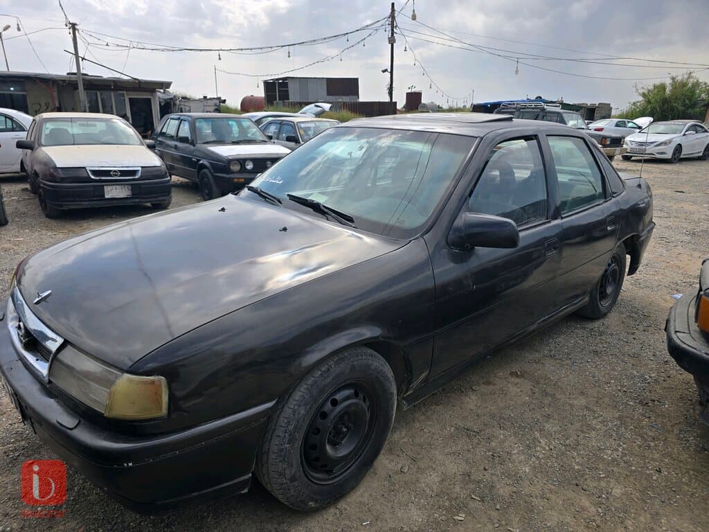 Opel Vectra — photo 2