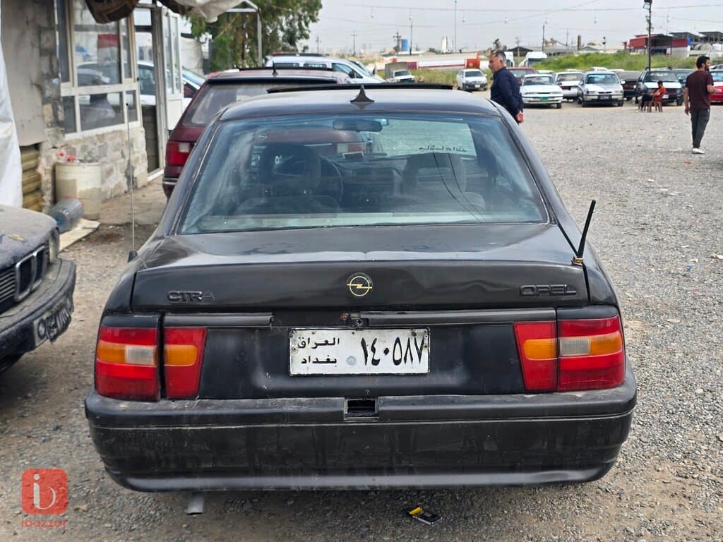 Opel Vectra — photo 3