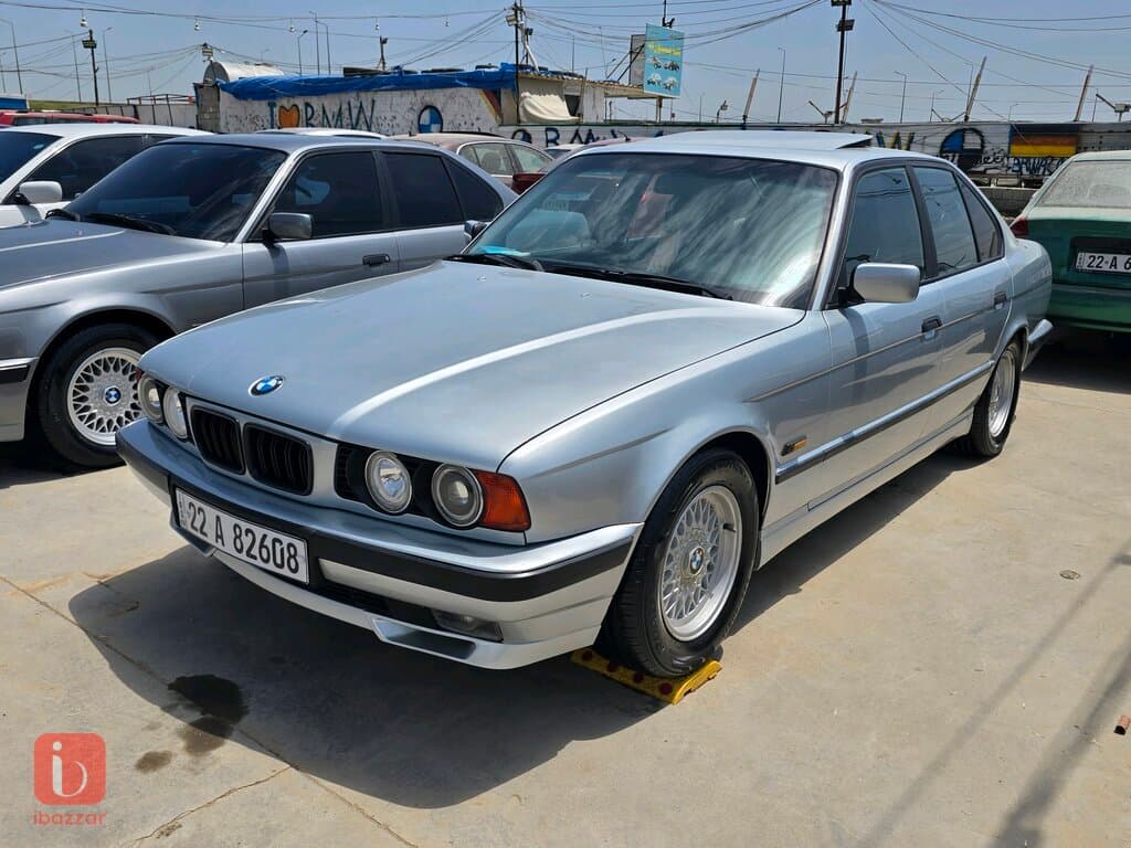 BMW 5-Series 525i 2