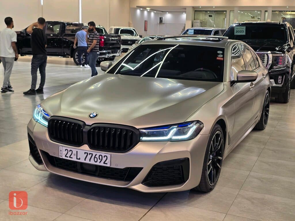 BMW 5-Series 530i 3