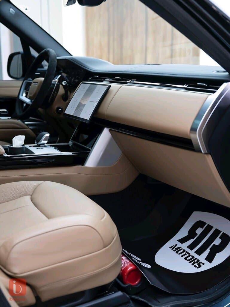 Land Rover Range Rover Vogue — photo 6