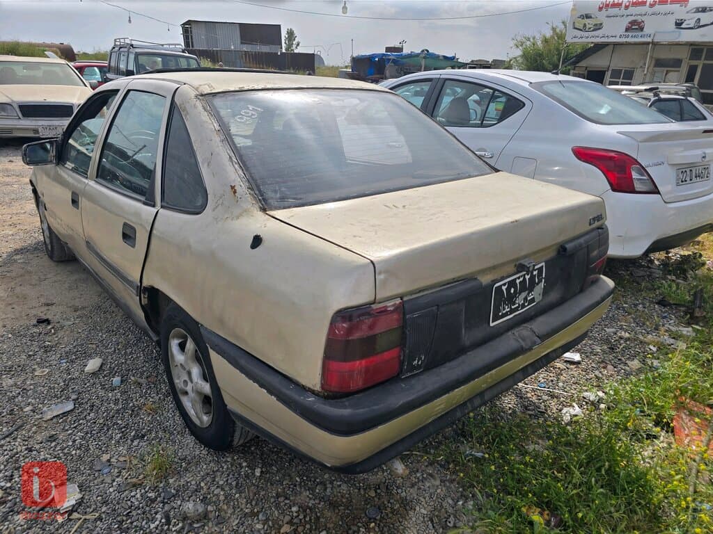 Opel Vectra — photo 4