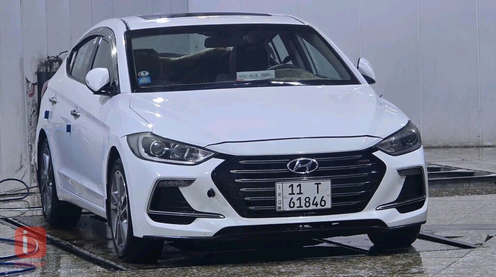 Hyundai Elantra Sport 1