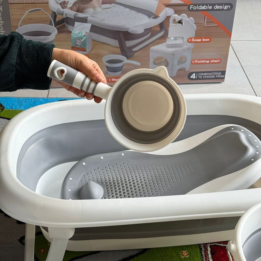 Foldable Baby Bathtub Set with Mini Washing Machine & Accessories 5