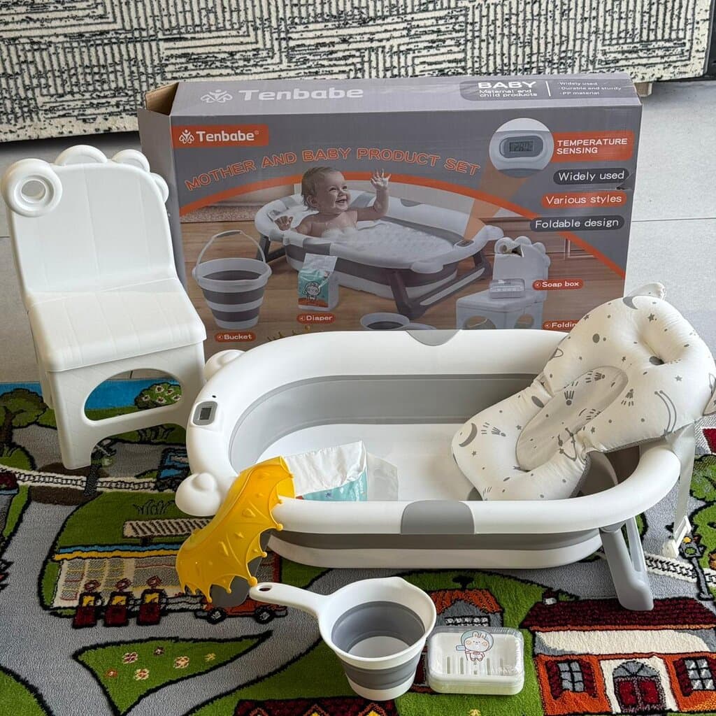 Foldable Baby Bathtub Set with Temperature Sensor & Accessories 1