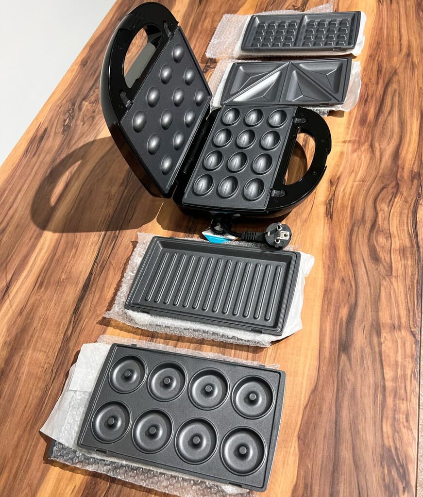 5 In1 Waffle & Sandwich Maker 2