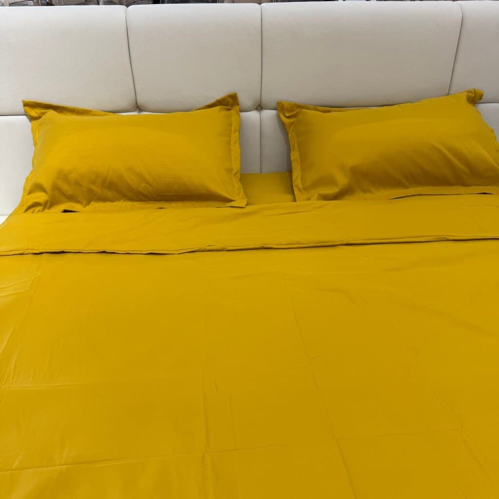 Elegant Luxury Bedding Set – 4 Pieces 2