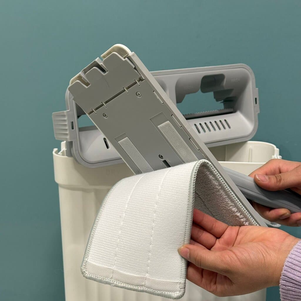 Slim Flat Mop Bucket 11