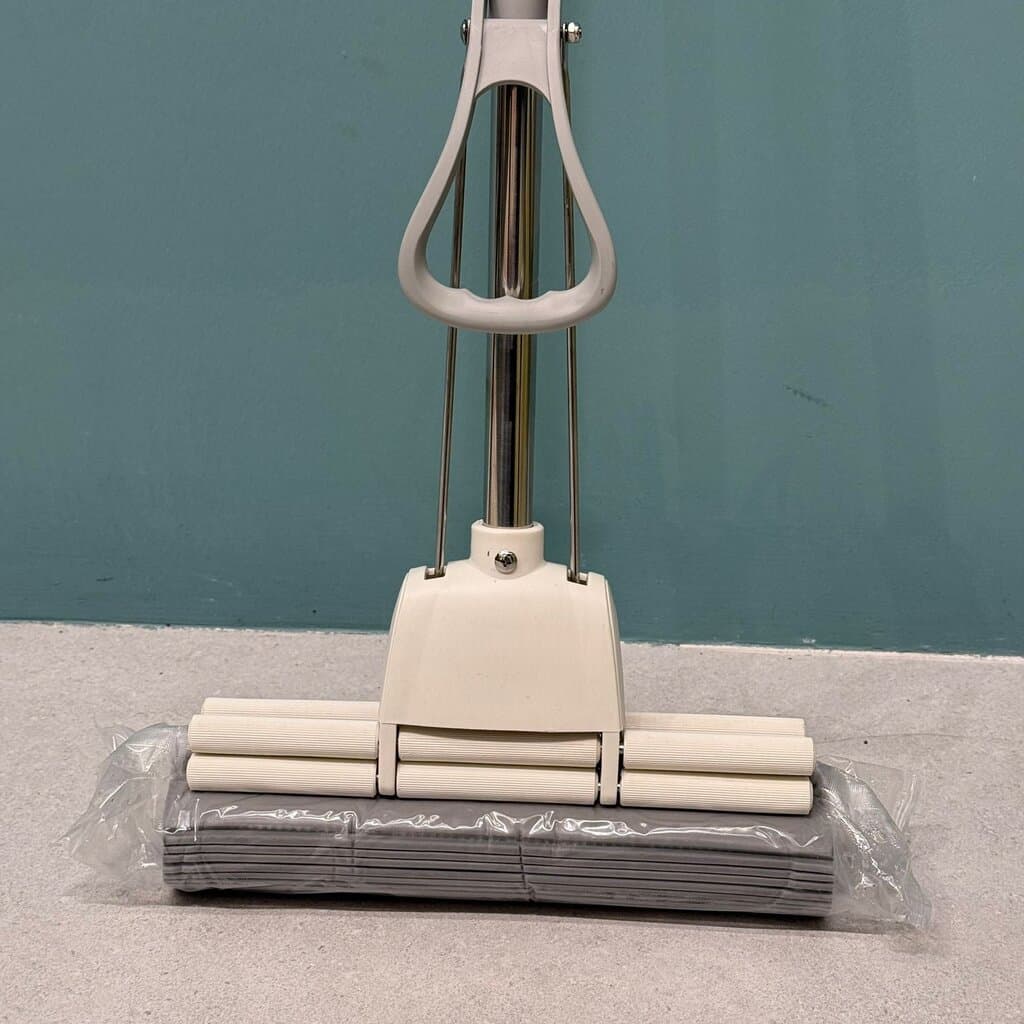 Roller Sponge Mop 2