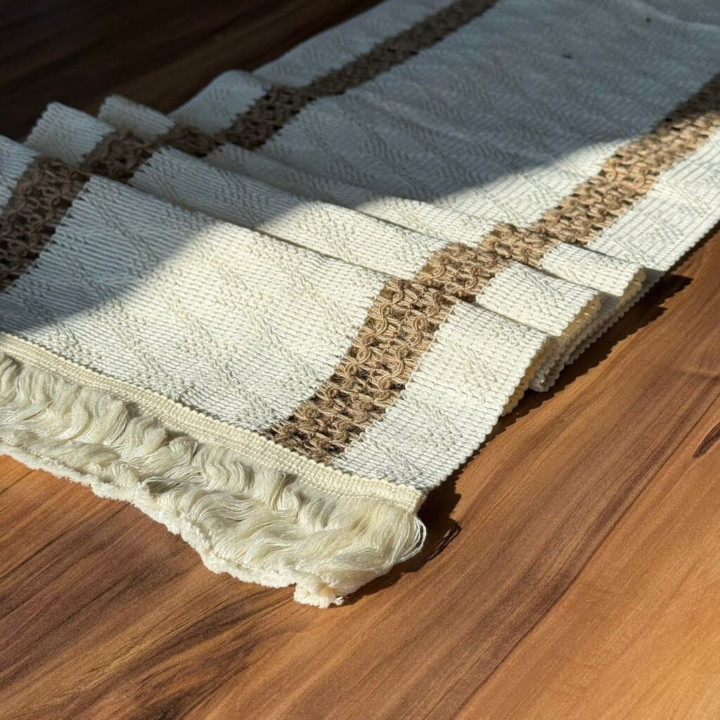 30 × 180cm Natural Woven Table Runner 11
