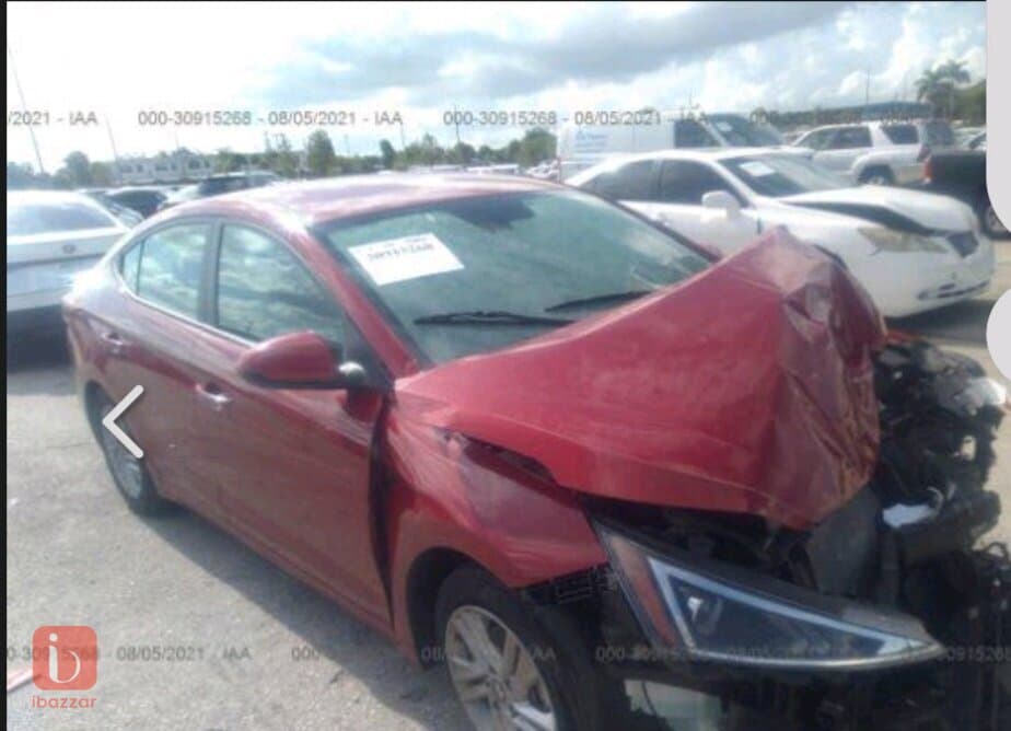 Hyundai Elantra 5