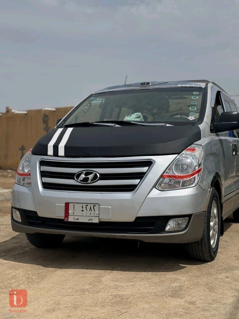 Hyundai Starex 1
