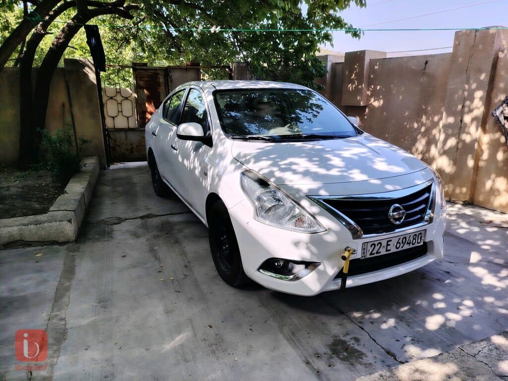 Nissan Sunny 6
