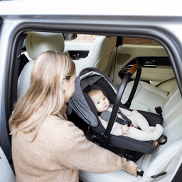 JOIE Sprint Signature Car Seat (Carbon) — photo 12