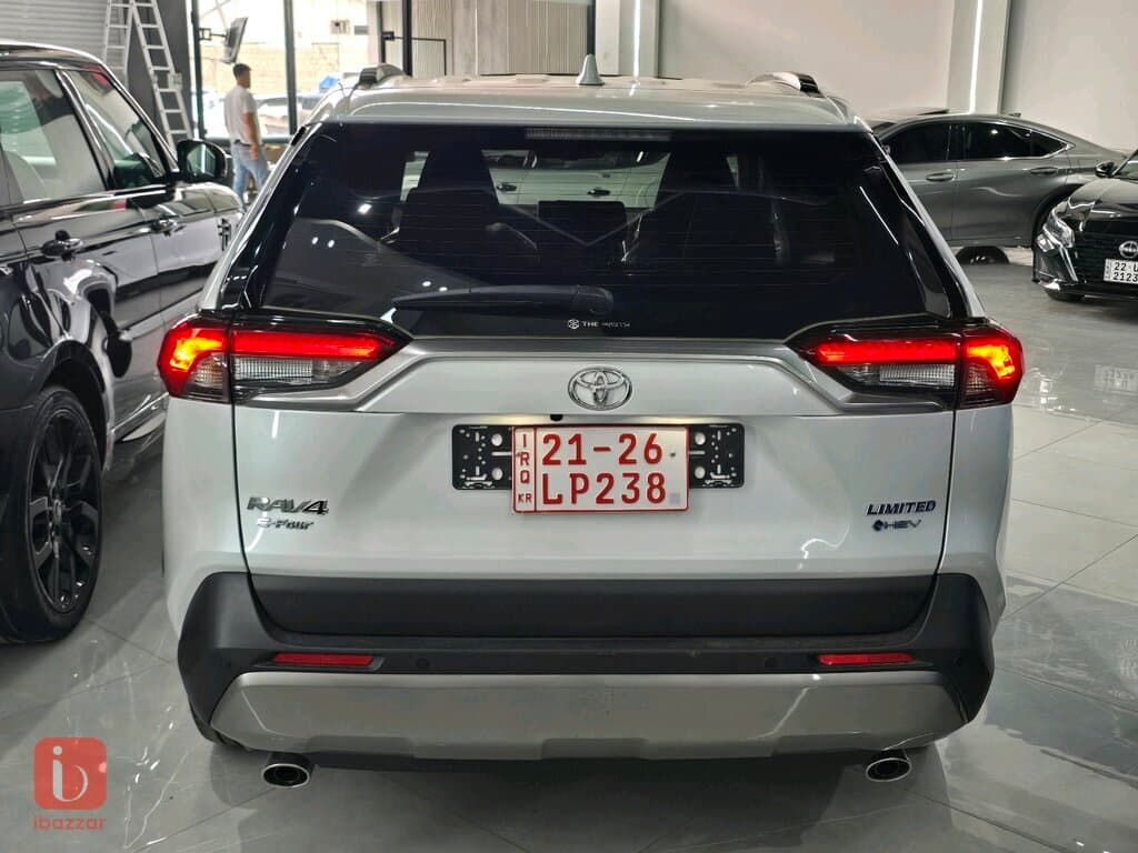 Toyota Rav 4 Limited 4