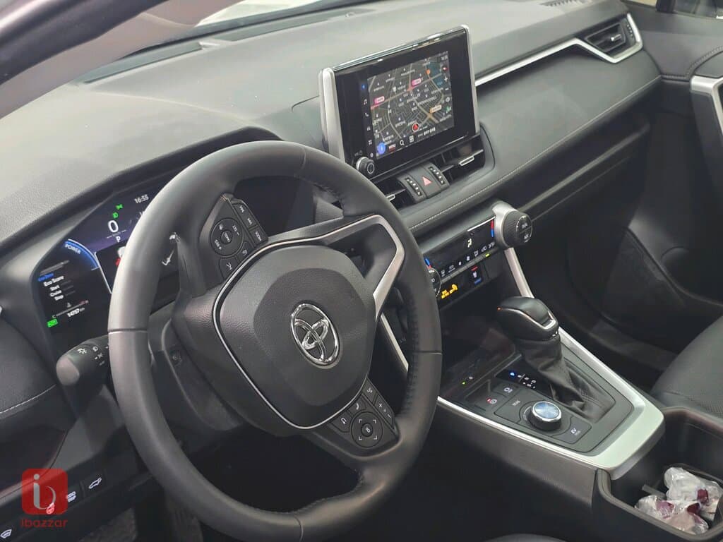 Toyota Rav 4 Limited 9