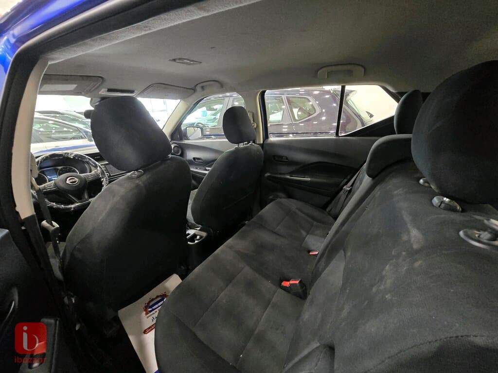 Nissan Kicks S 4