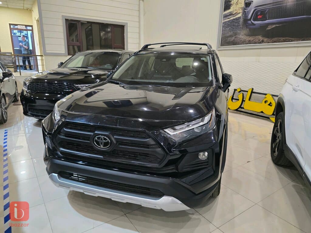Toyota Rav 4 XLE 1