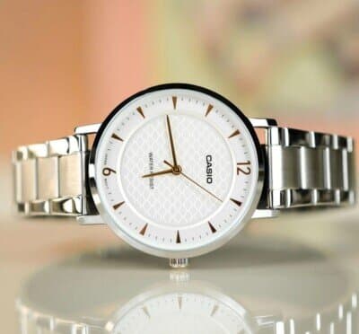 Casio Women's Watch 34mm - LTP-VT04D-7A (Cream) 2