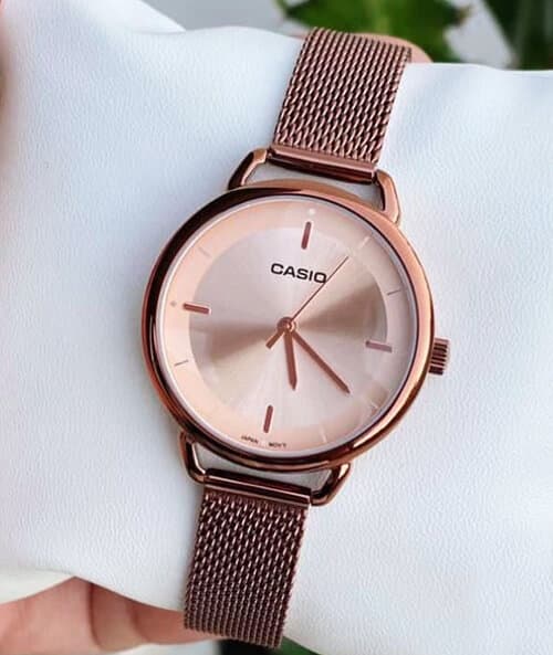 Casio Women's Watch 35.6mm - LTP-E413MR-9ADF (Gold) 3