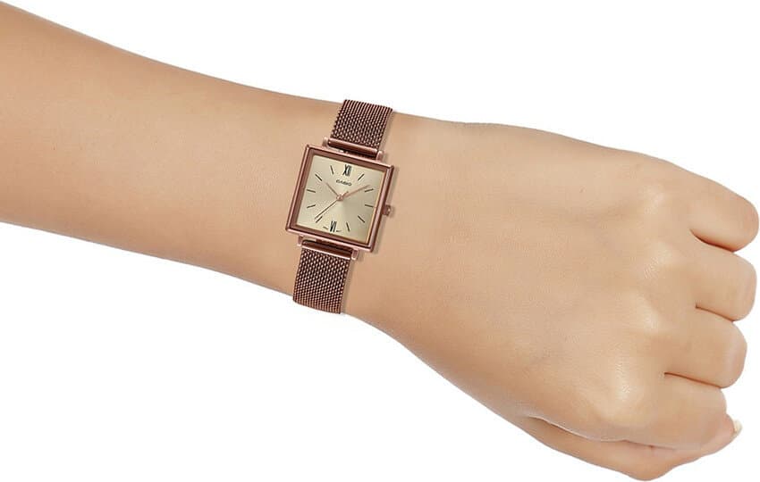 Casio Women's Watch 31.5mm - LTP-E155MR-9BDF (Gold) 2