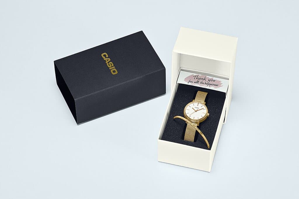 Casio Women's Watch 29.9mm - LTP-2024VMG-7CDR (Gold) 2