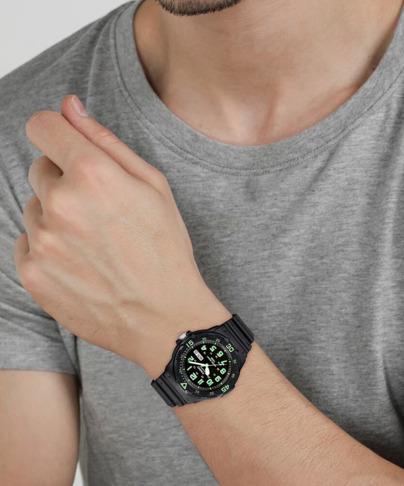 Casio Men's Watch 44.6mm - MRW-200H-3BVDF (Green) — photo 2