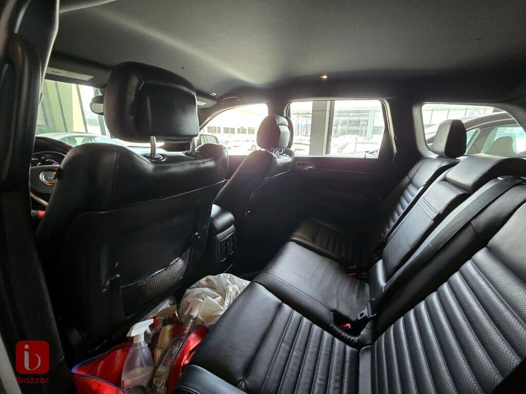Jeep Grand Cherokee Laredo 7