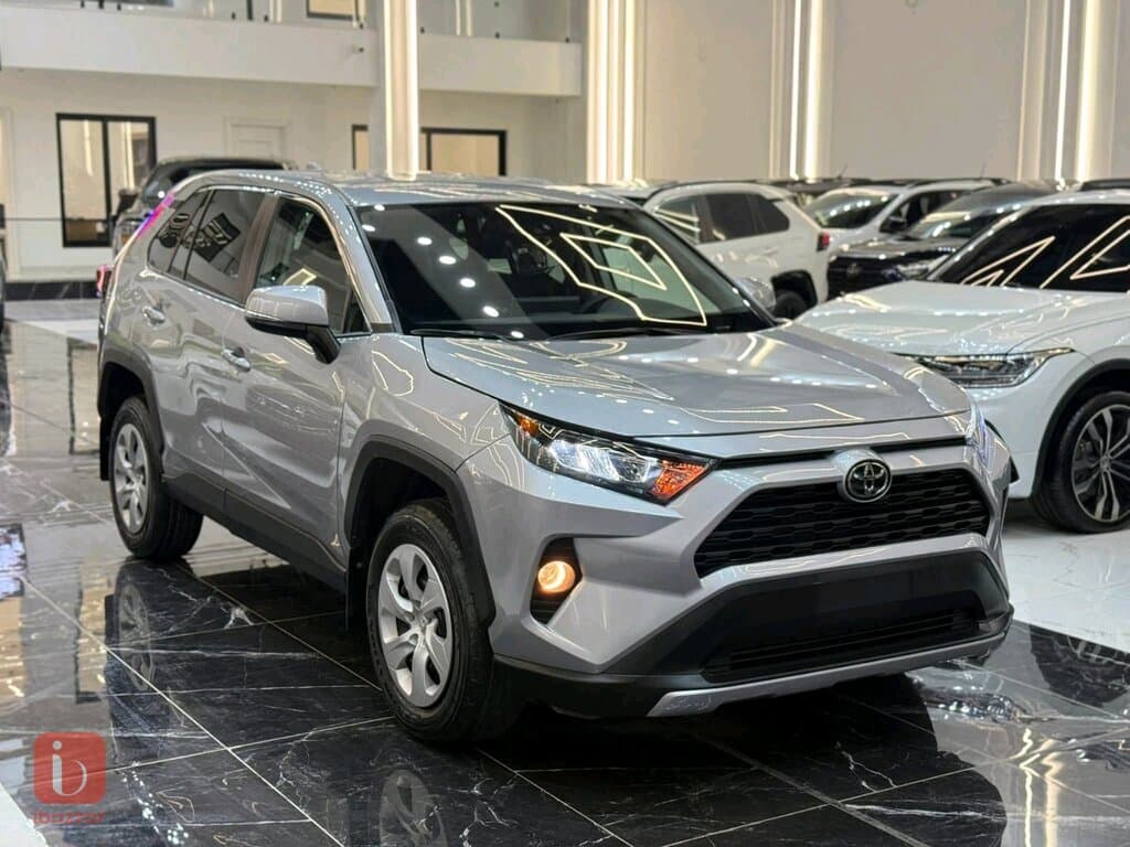 Toyota Rav 4 LE 2