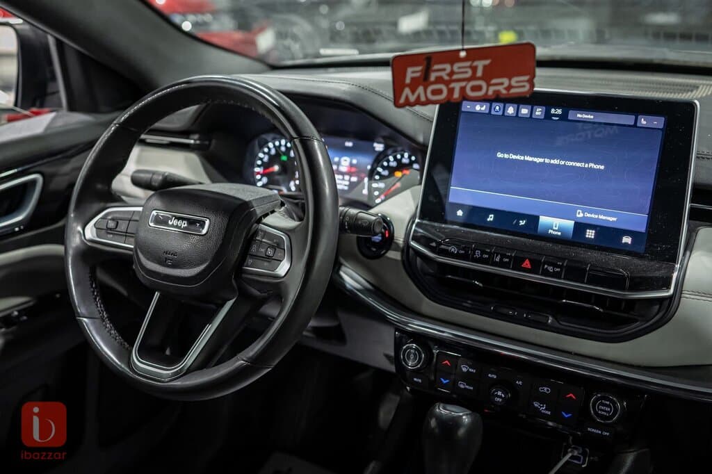 Jeep Compass Limited — photo 7