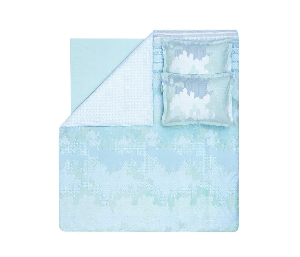 Yataş Bedding Dena - Queen Size 
1- Duvet Cover: 200 x 220 cm
2- Flat Sheet: 240 x 260 cm
3- Pillowcases: 50 x 70 cm (Includes 2 Pieces) (Blue) 4