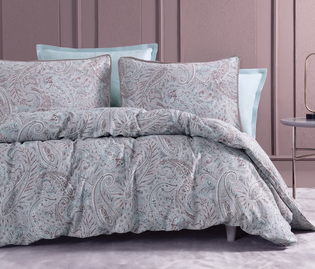Yataş Bedding Minu - Queen Size 
1- Duvet Cover: 200 x 220 cm
2- Flat Sheet: 240 x 260 cm
3- Pillowcases: 50 x 70 cm (Includes 2 Pieces) (Ash Purple) 1